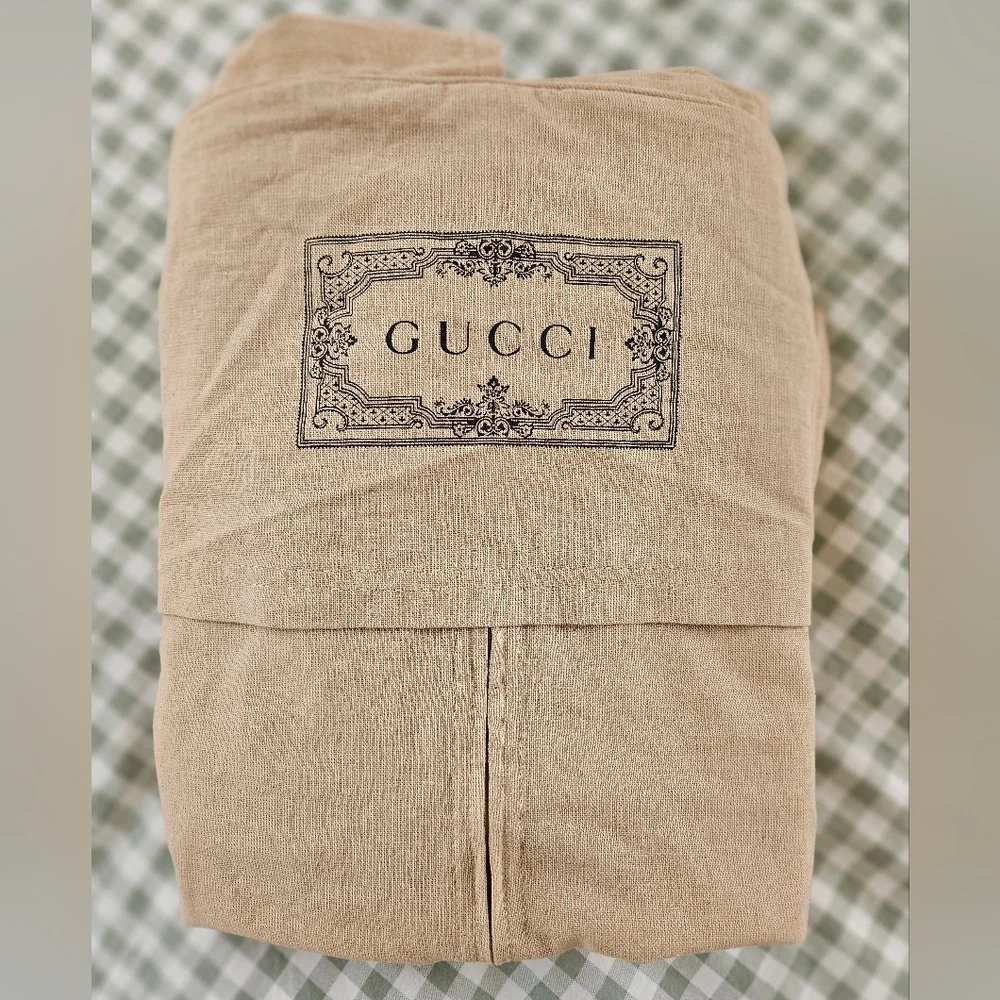 NWOT Gucci Tan Garment Bag